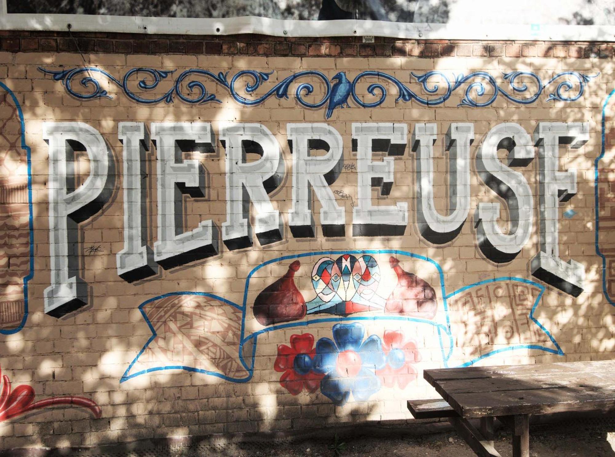 Отель Bonjour Pierreuse Льеж Экстерьер фото